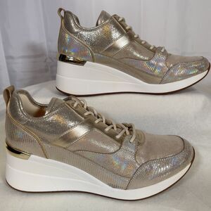 NWOB ALDO Womens Dardoviel Platform Wedge Sneaker Gold Glitter Shiny 10 41 8